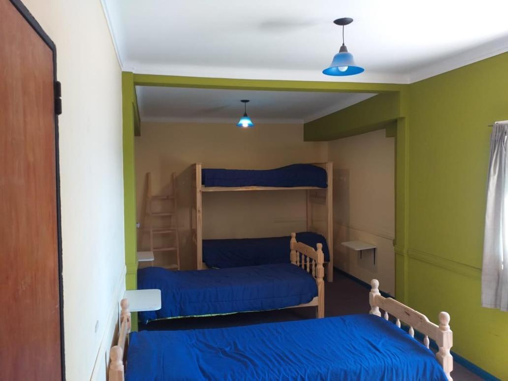 Hostel Arrayan Bariloche الغرفة الصورة