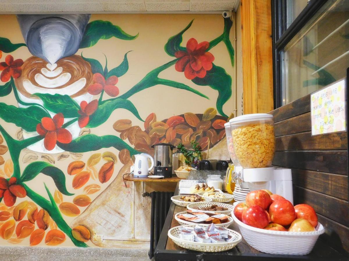 Hostel Arrayan Bariloche المظهر الخارجي الصورة