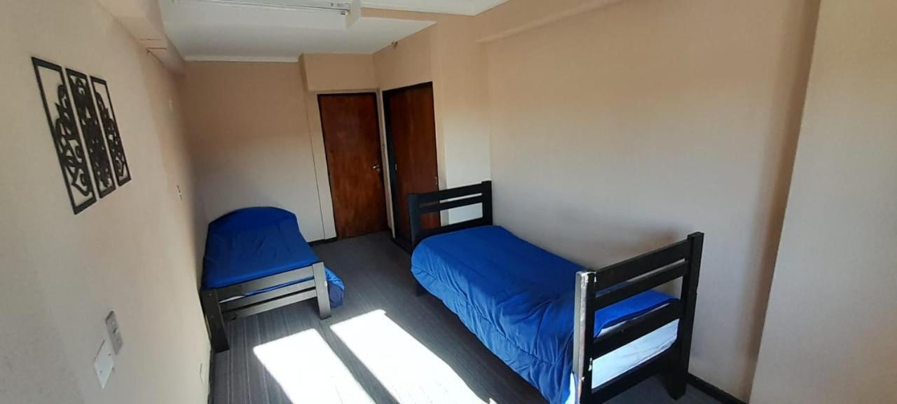 Hostel Arrayan Bariloche الغرفة الصورة