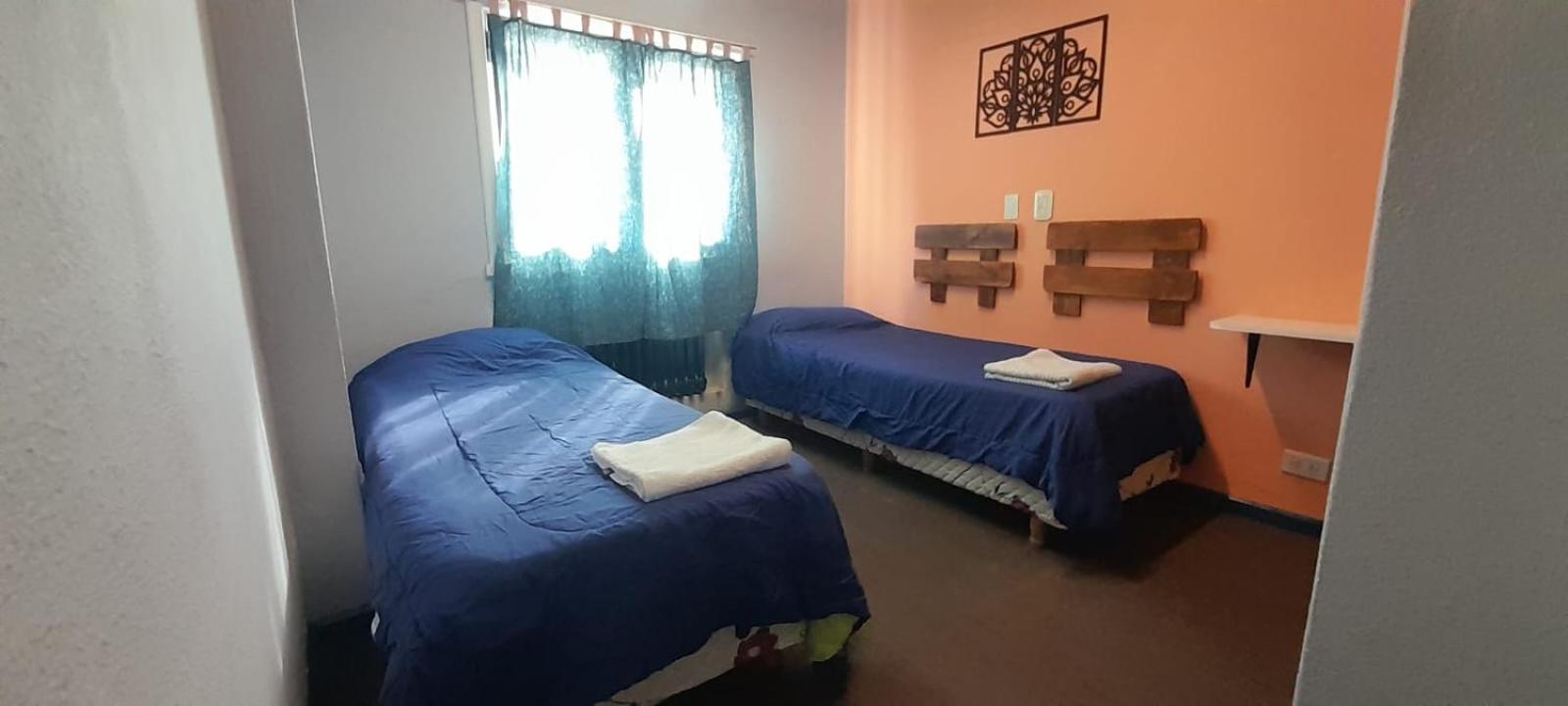 Hostel Arrayan Bariloche الغرفة الصورة