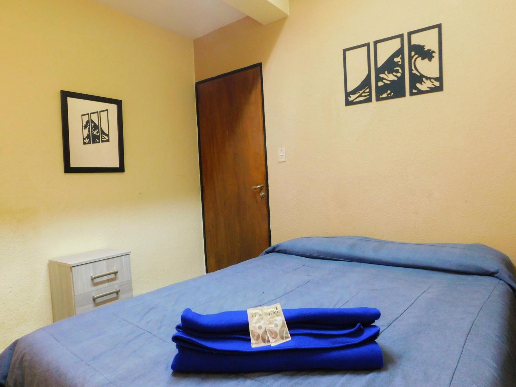 Hostel Arrayan Bariloche الغرفة الصورة