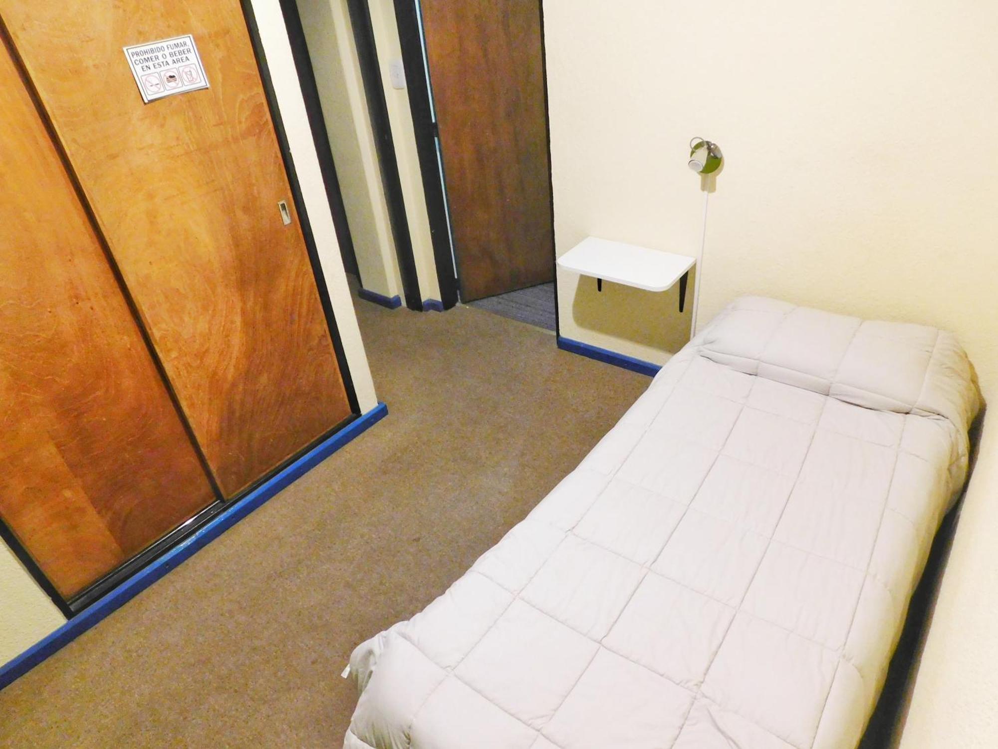Hostel Arrayan Bariloche الغرفة الصورة