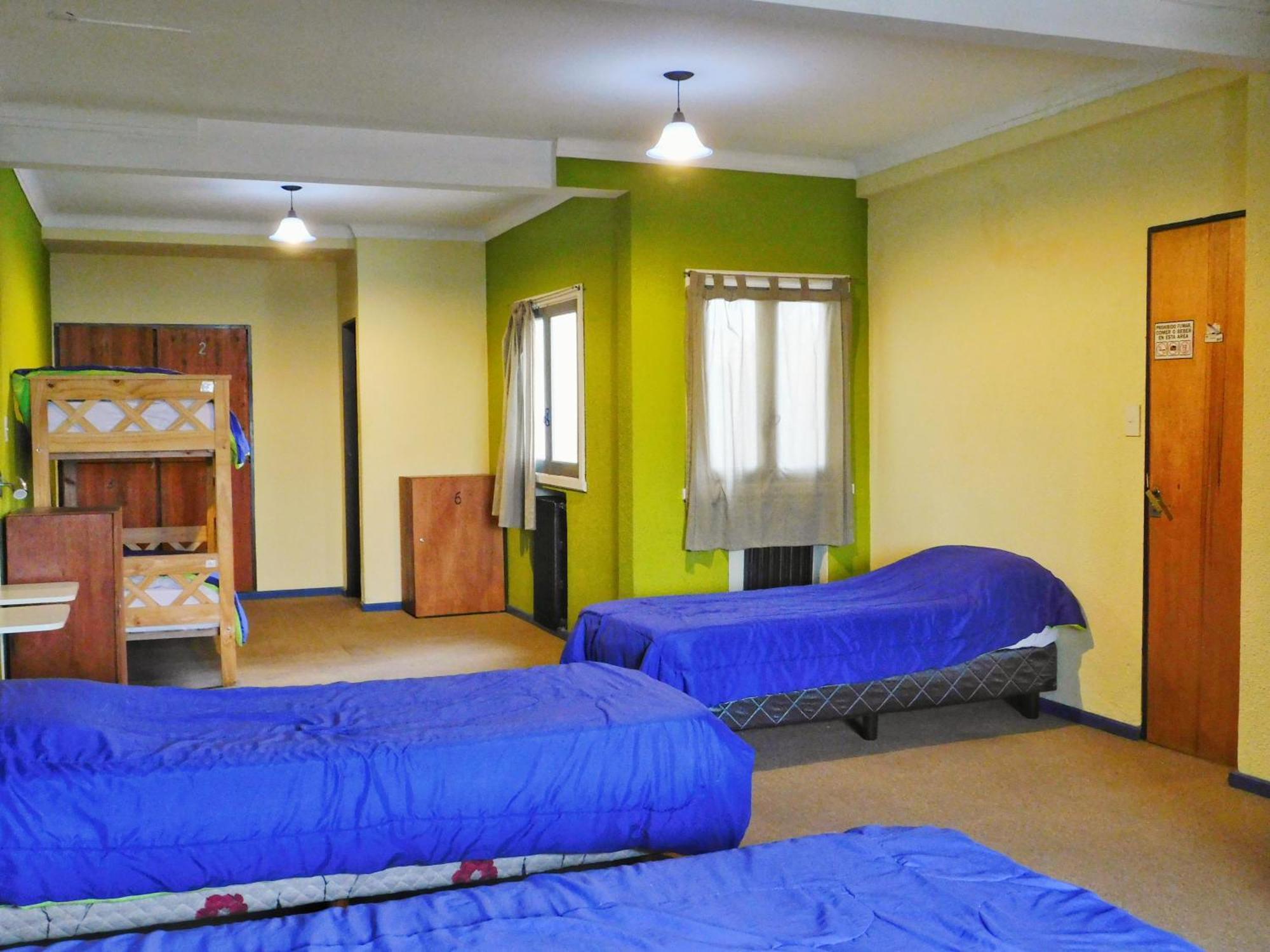 Hostel Arrayan Bariloche الغرفة الصورة