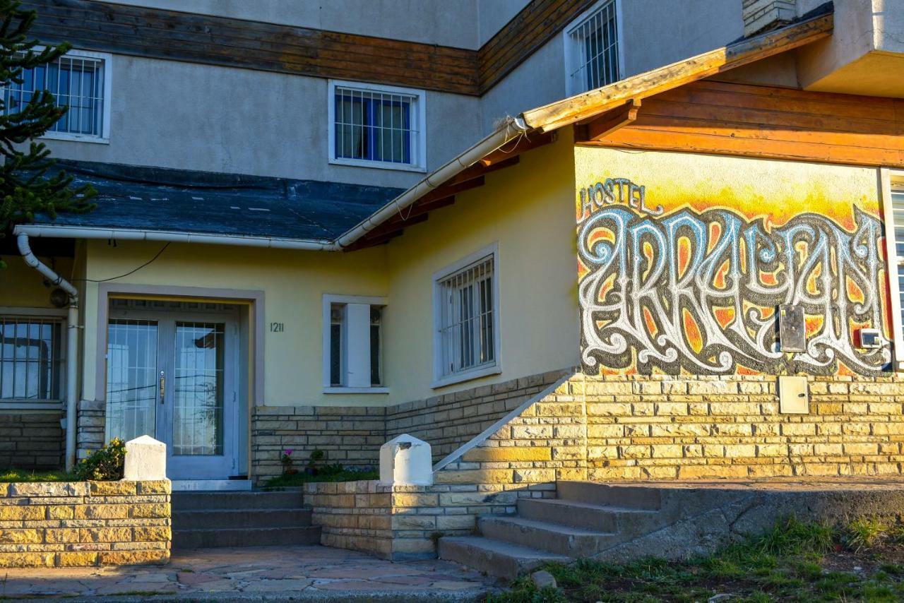 Hostel Arrayan Bariloche المظهر الخارجي الصورة
