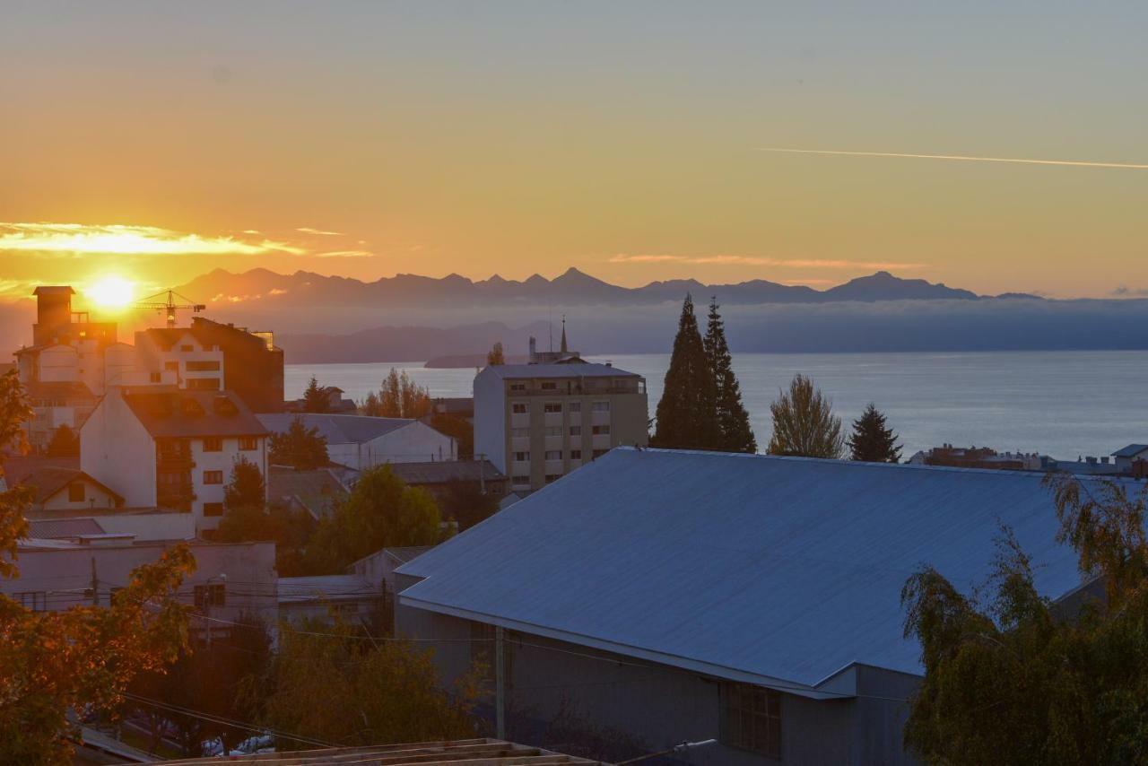 Hostel Arrayan Bariloche المظهر الخارجي الصورة