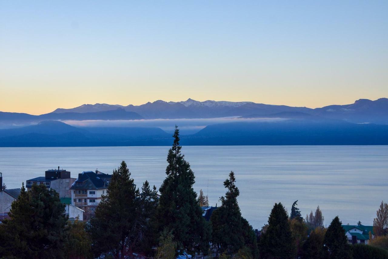 Hostel Arrayan Bariloche المظهر الخارجي الصورة