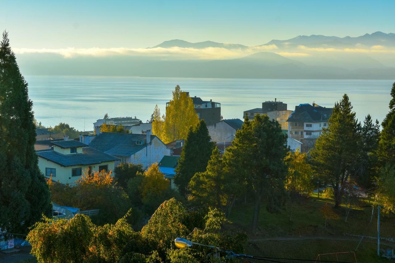 Hostel Arrayan Bariloche المظهر الخارجي الصورة